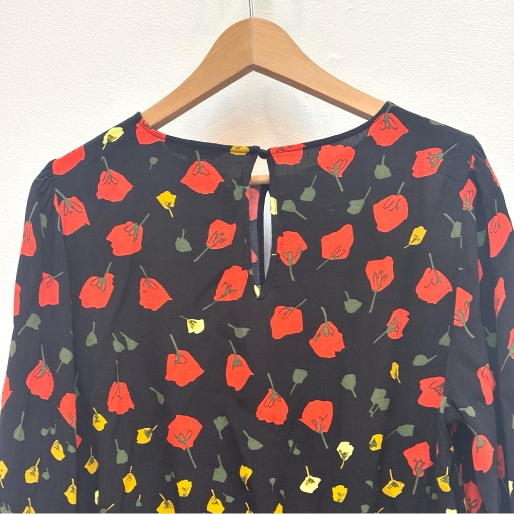 Banana Republic Dark Floral Keyhole Peplum Top Boho Rose Petal Black Red Size XL - Picture 5 of 9